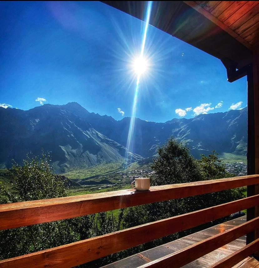 My Space Kazbegi Екстериор снимка